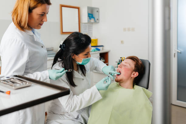 Best Emergency Dentist for Knocked-Out Tooth in Northdale, FL